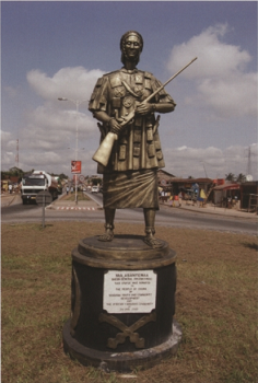 Estátua de Yaa Asantewaa